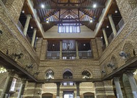 Wnętrze kościoła koptyjskiego w Kairze