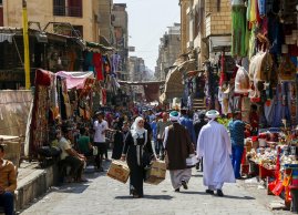 Jedna z uliczek bazaru Khan el Khalili